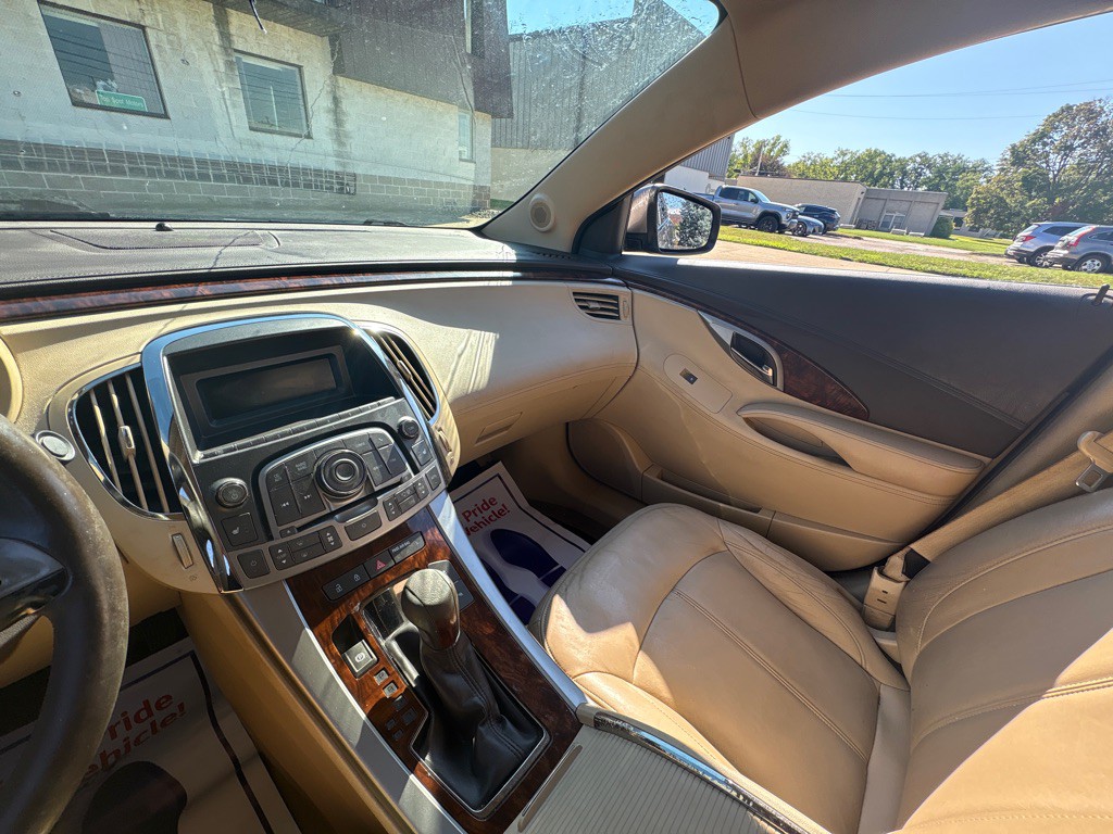 2010 Buick Lacrosse Image 15