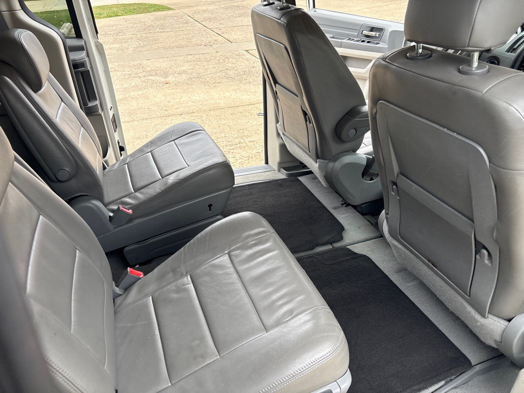2008 Dodge Grand Caravan Image 12