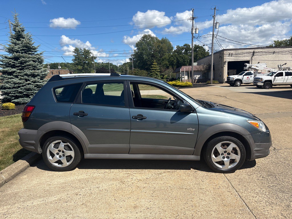 2006 Pontiac Vibe Image 8