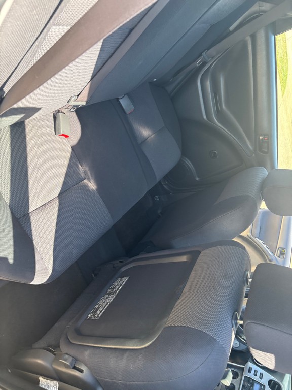 2006 Pontiac Vibe Image 12