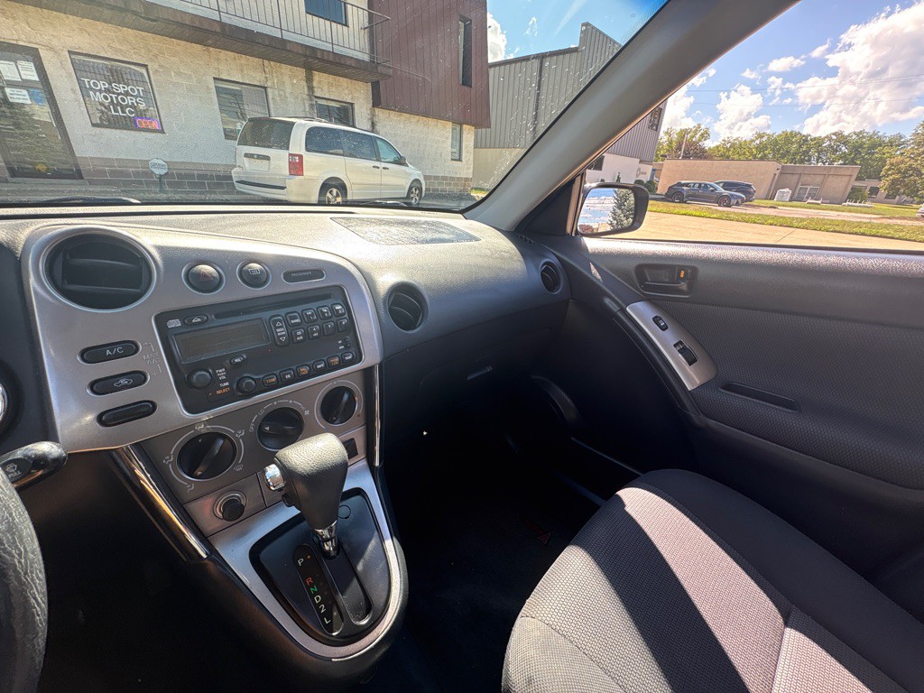 2006 Pontiac Vibe Image 15