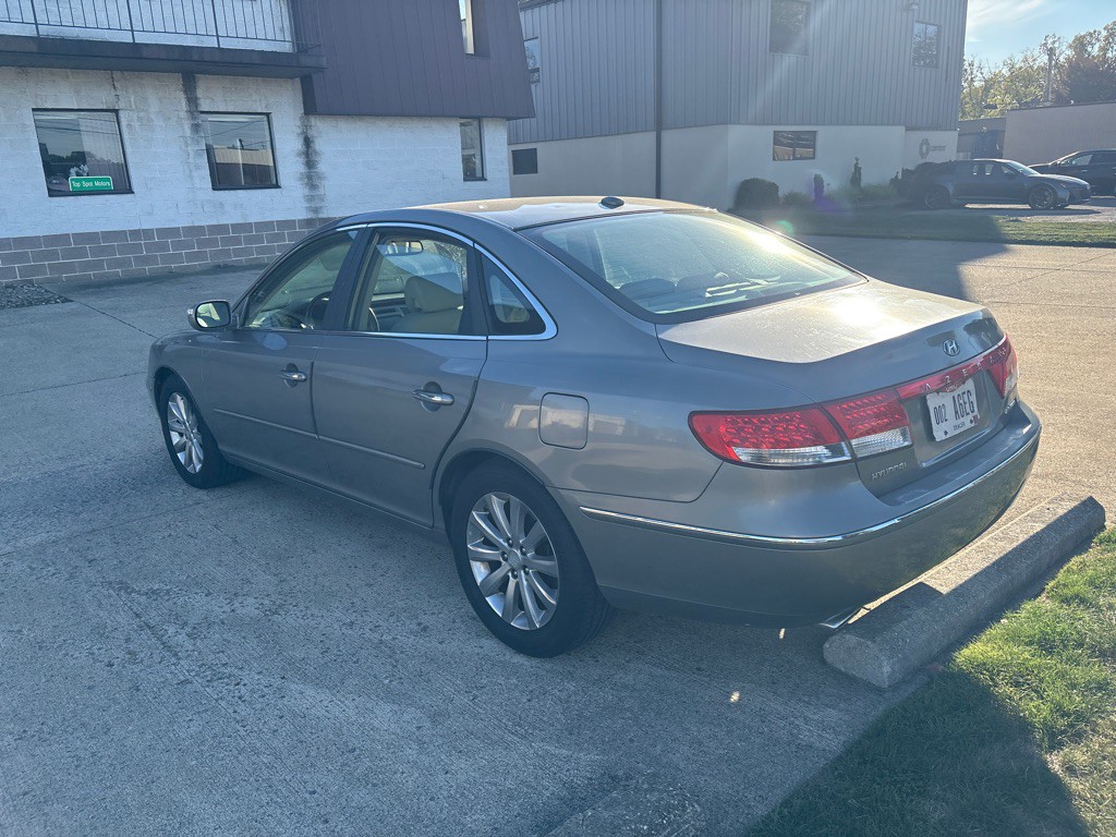 2010 Hyundai Azera Image 5