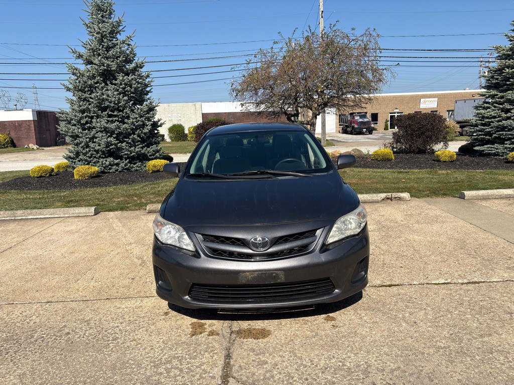 2012 Toyota Corolla Image 2