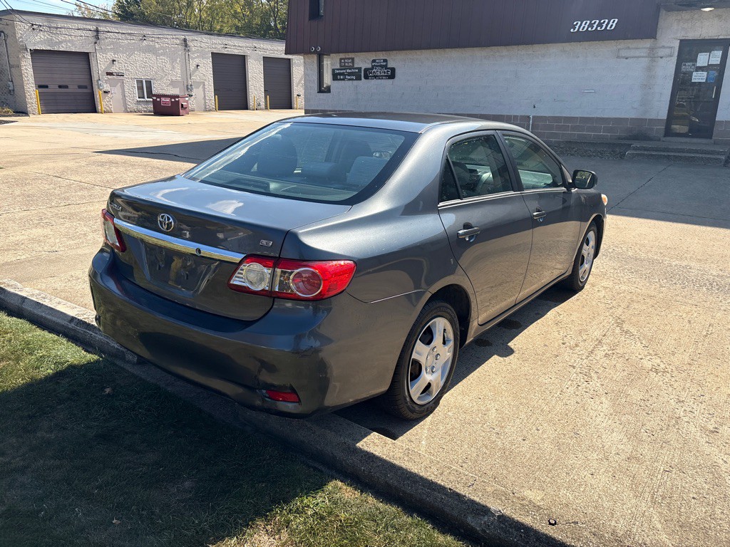 2012 Toyota Corolla Image 7