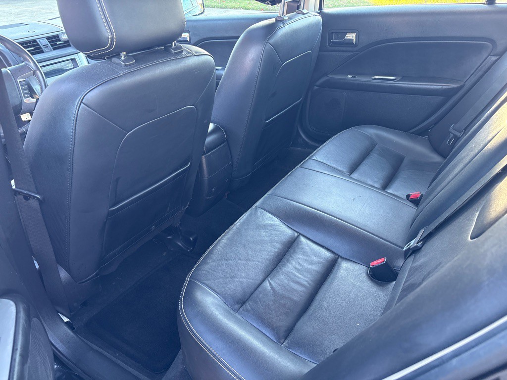 2012 Ford Fusion Image 11