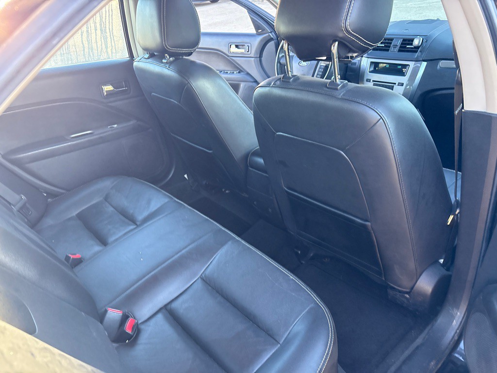 2012 Ford Fusion Image 12