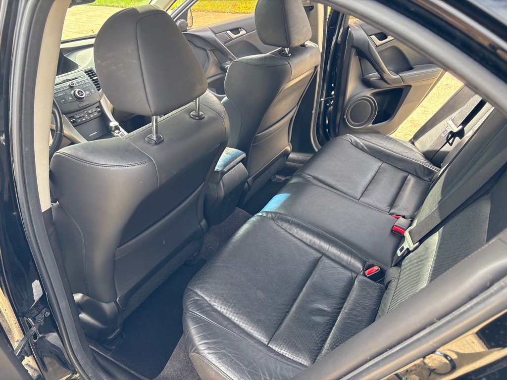 2010 Acura TSX Image 11