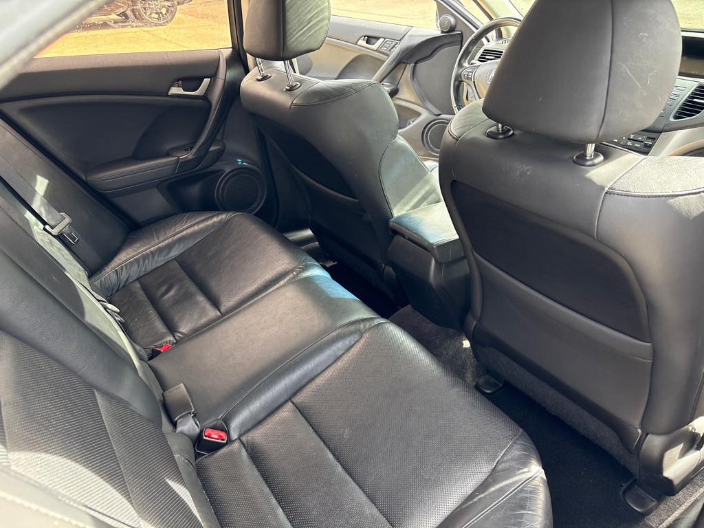 2010 Acura TSX Image 12