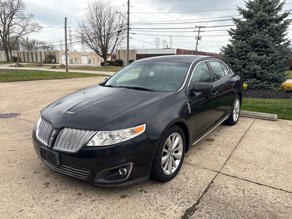 2010 Lincoln MKS Image 3