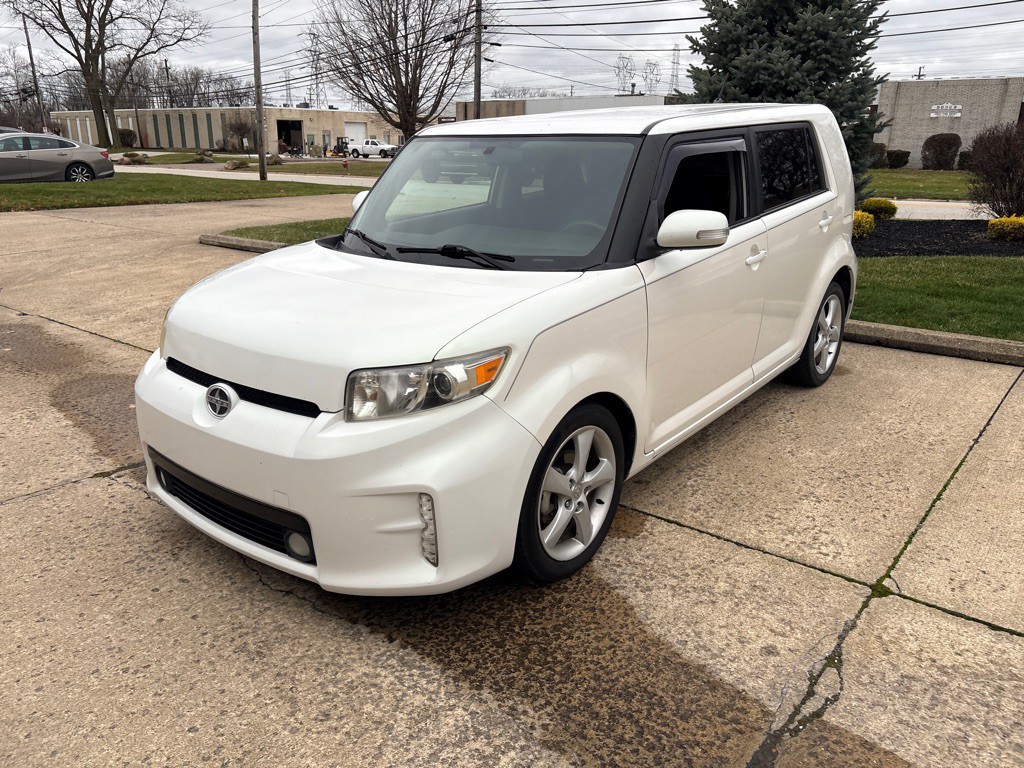 2014 Scion xB Image 3