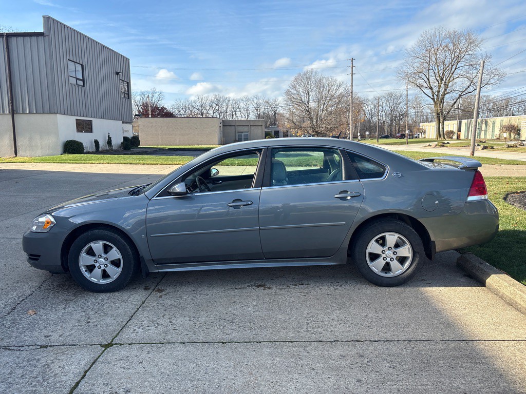 2009 Chevrolet Impala Image 4