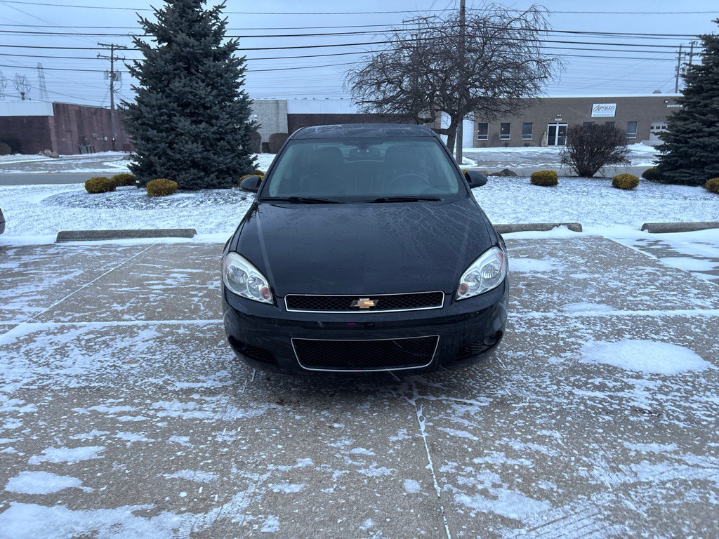 2014 Chevrolet Impala Image 2