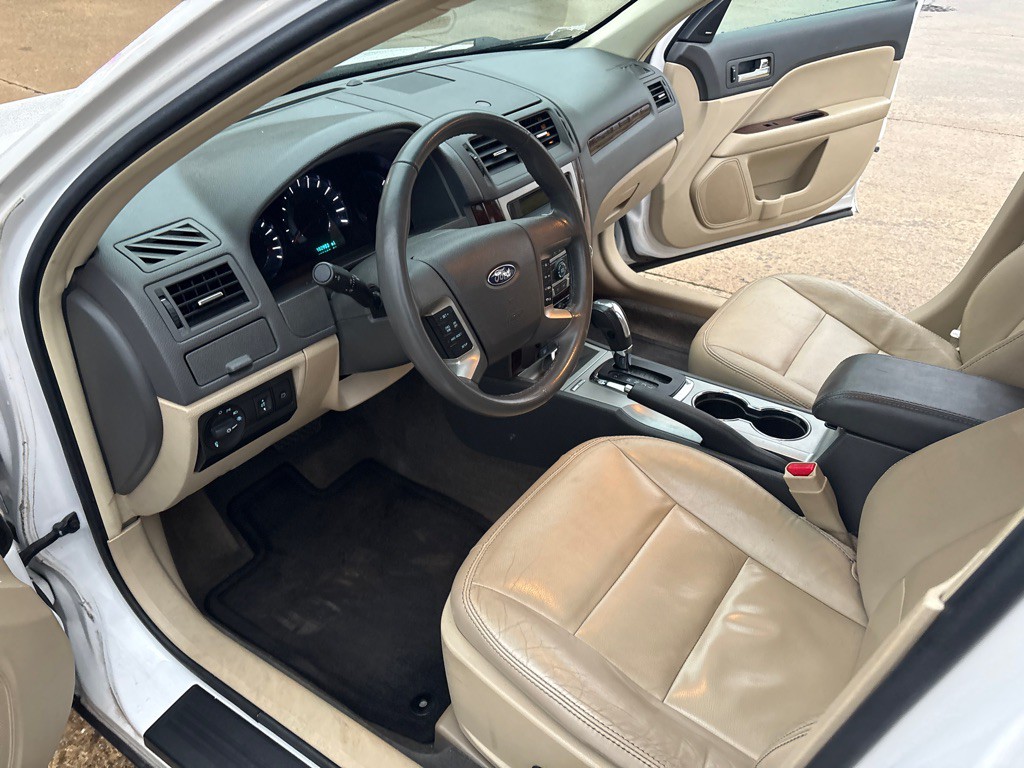 2012 Ford Fusion Image 9