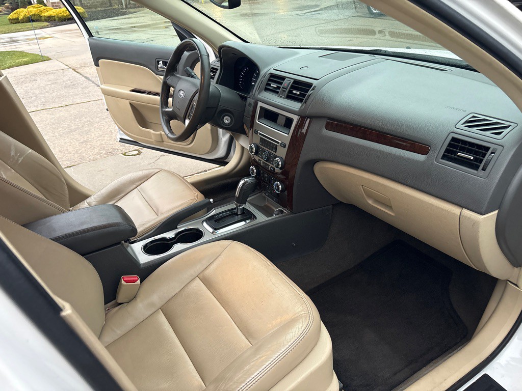 2012 Ford Fusion Image 10