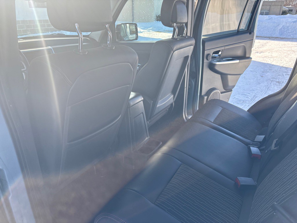 2012 Jeep Liberty Image 11