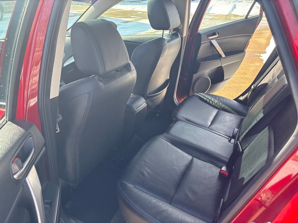 2013 Mazda Mazda3 Image 11