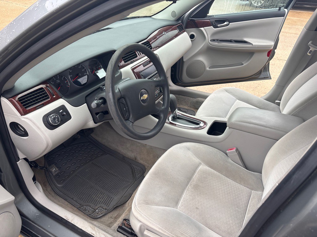2008 Chevrolet Impala Image 9