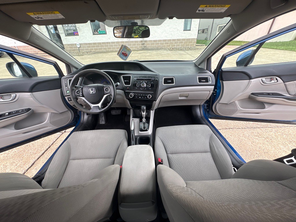 2015 Honda Civic Image 13