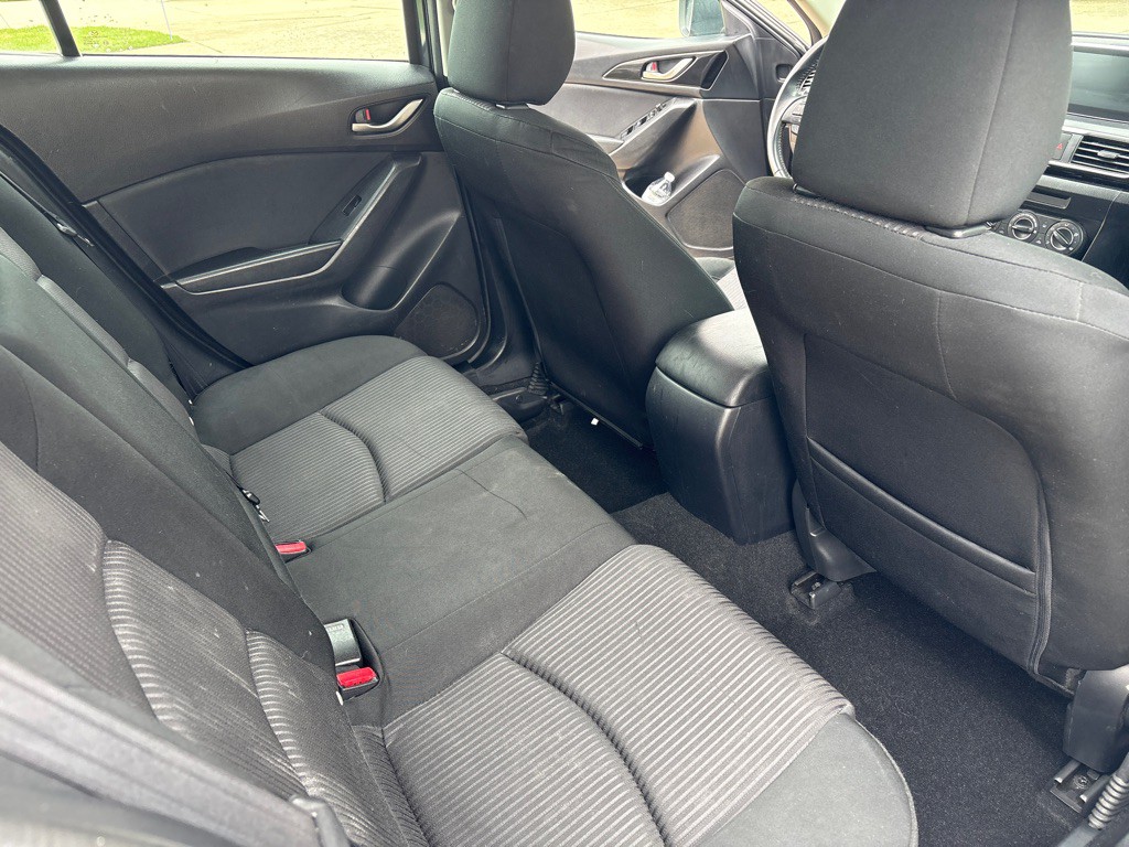 2015 Mazda Mazda3 Image 12