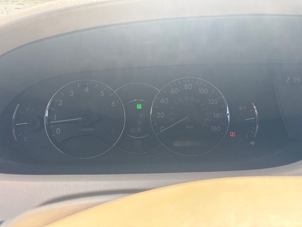 2010 Toyota Avalon Image 16
