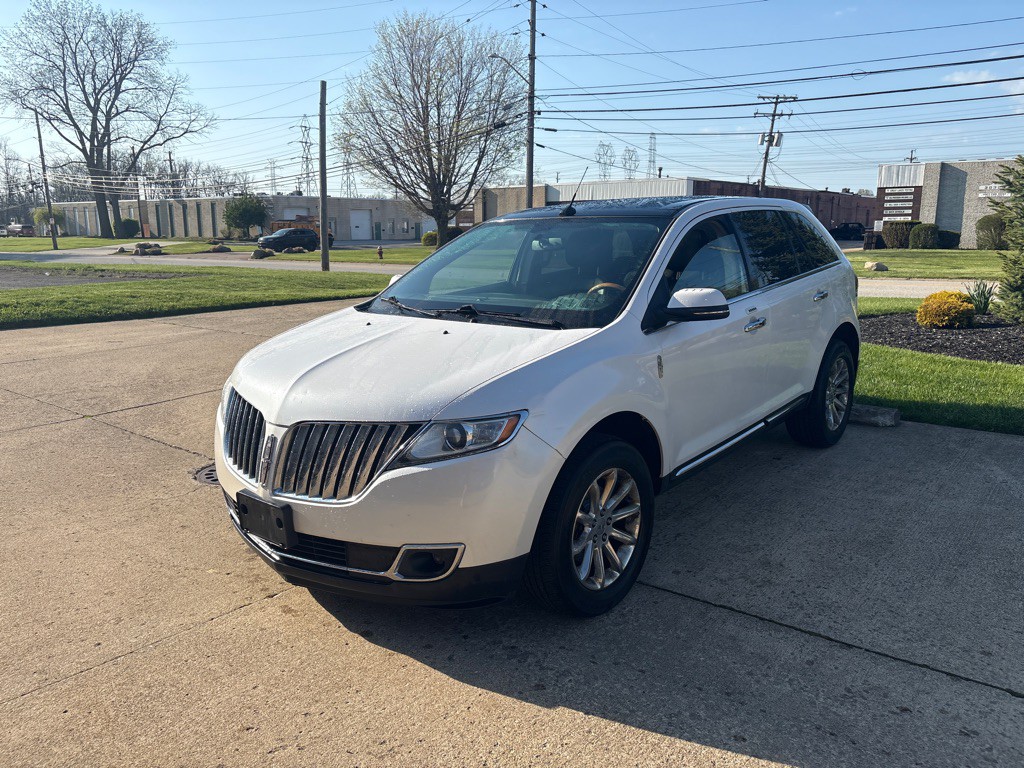 2013 Lincoln MKX Image 3