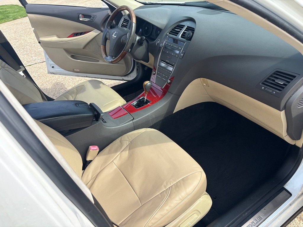 2008 Lexus ES Image 10