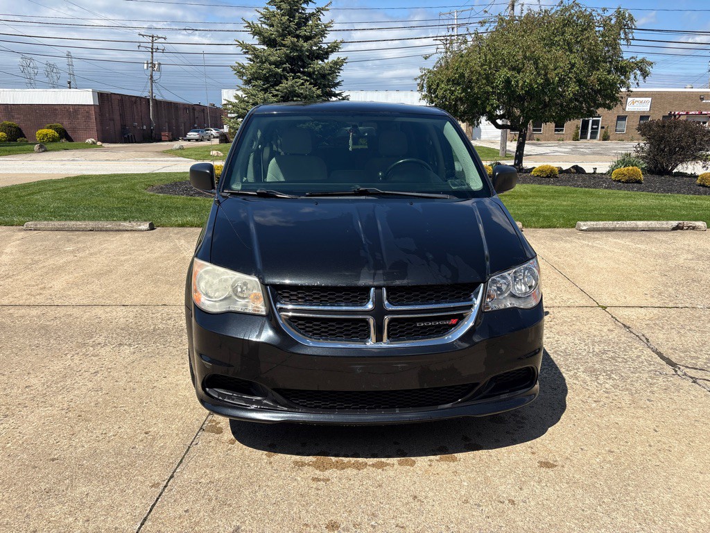 2013 Dodge Grand Caravan Image 2