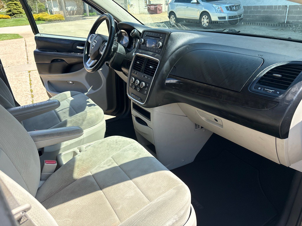 2013 Dodge Grand Caravan Image 10