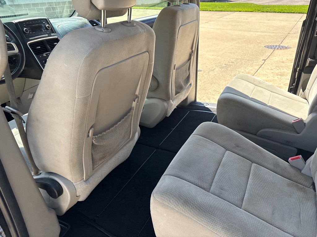 2013 Dodge Grand Caravan Image 11