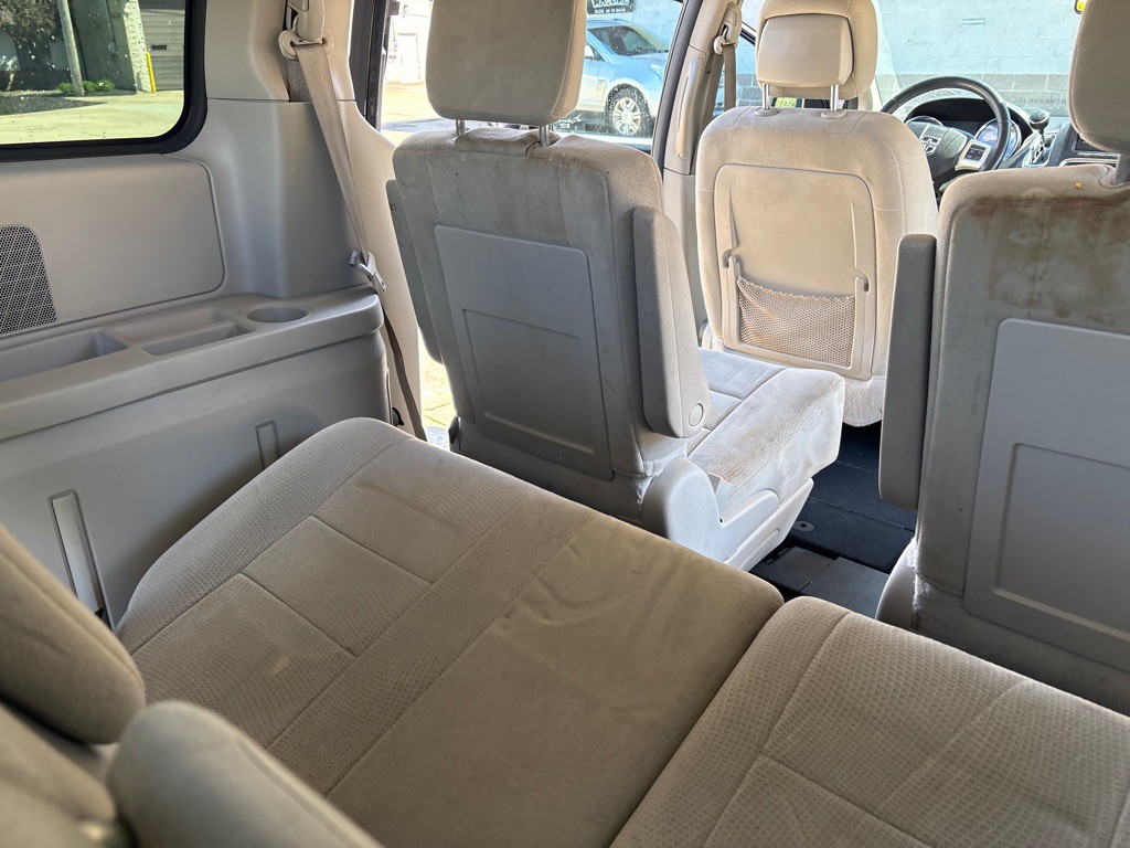 2013 Dodge Grand Caravan Image 14
