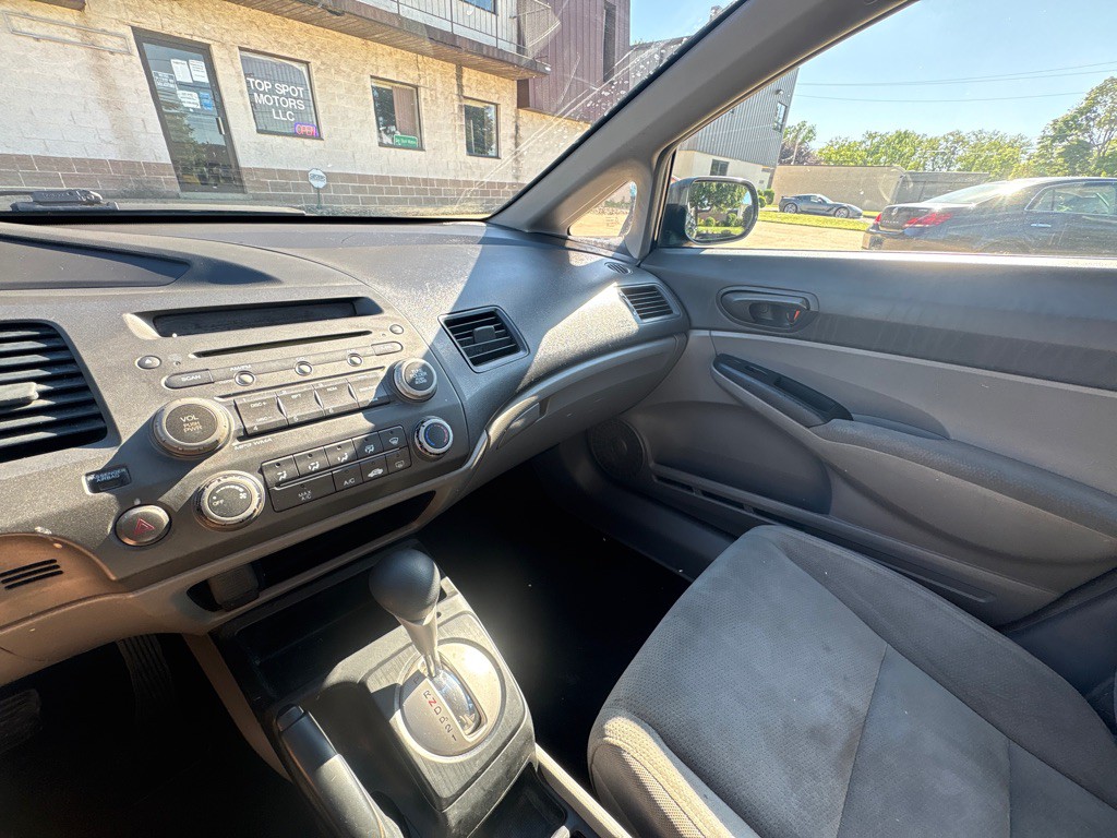 2011 Honda Civic Image 15