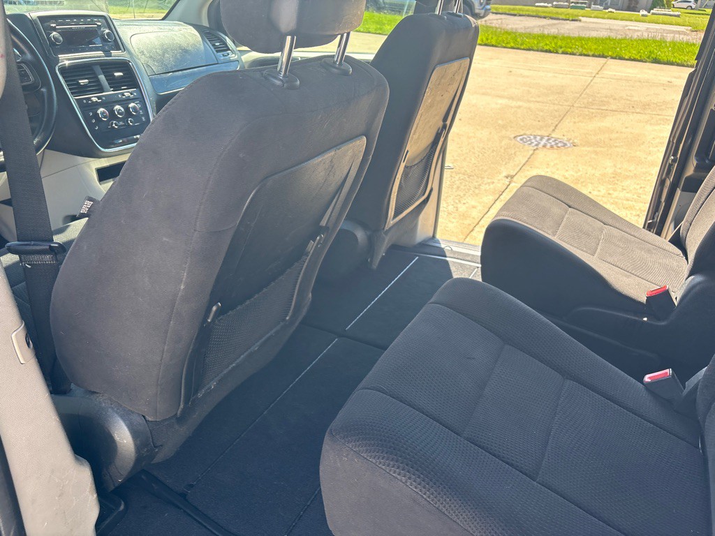 2013 Dodge Grand Caravan Image 11