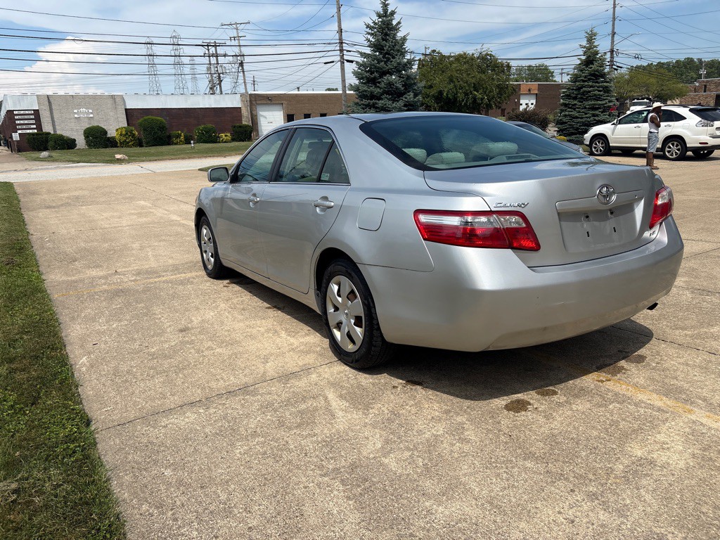 2009 Toyota Camry Image 5