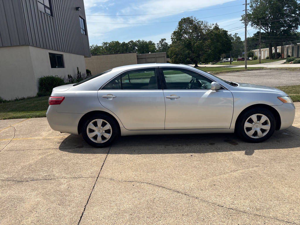 2009 Toyota Camry Image 8