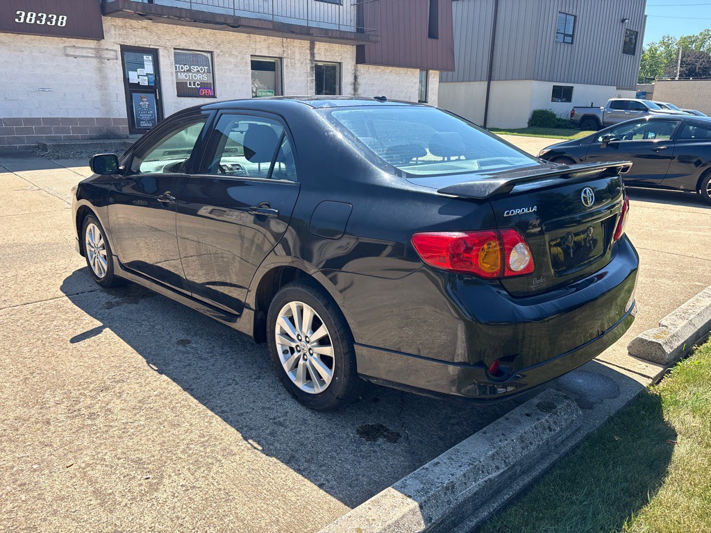2010 Toyota Corolla Image 5
