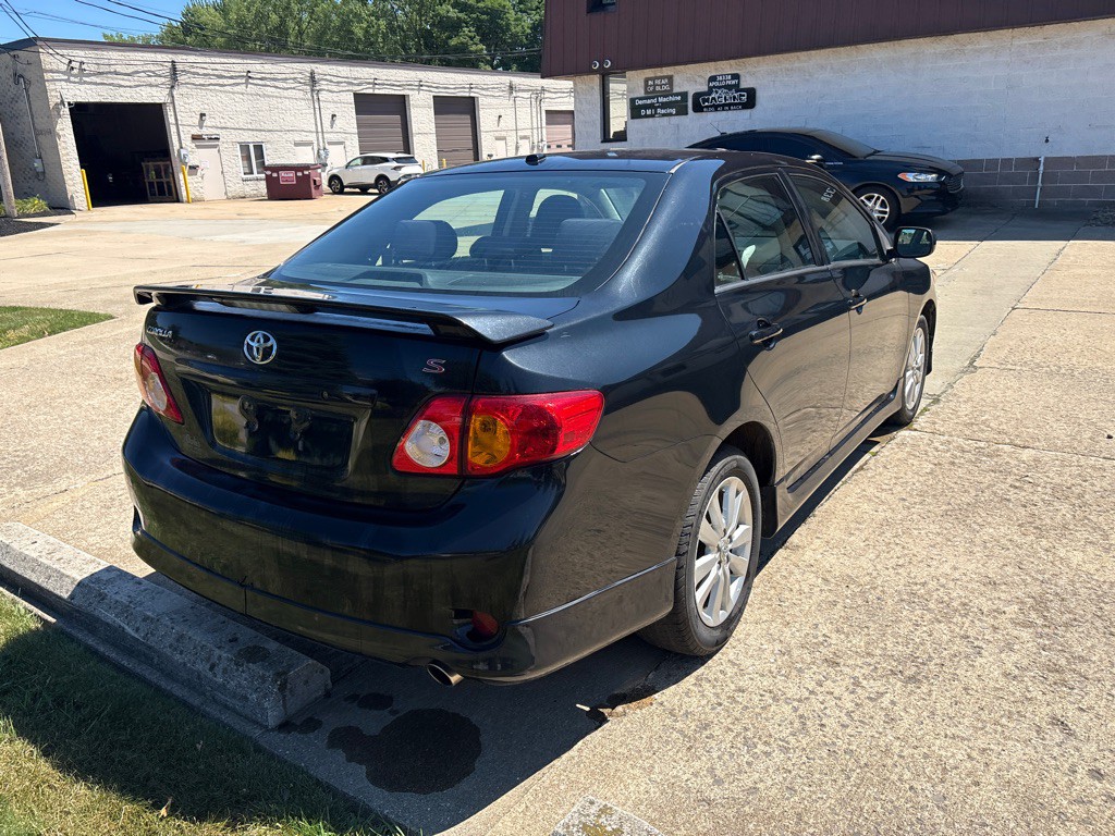 2010 Toyota Corolla Image 7
