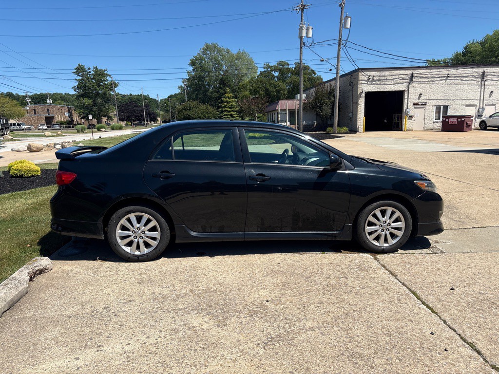 2010 Toyota Corolla Image 8