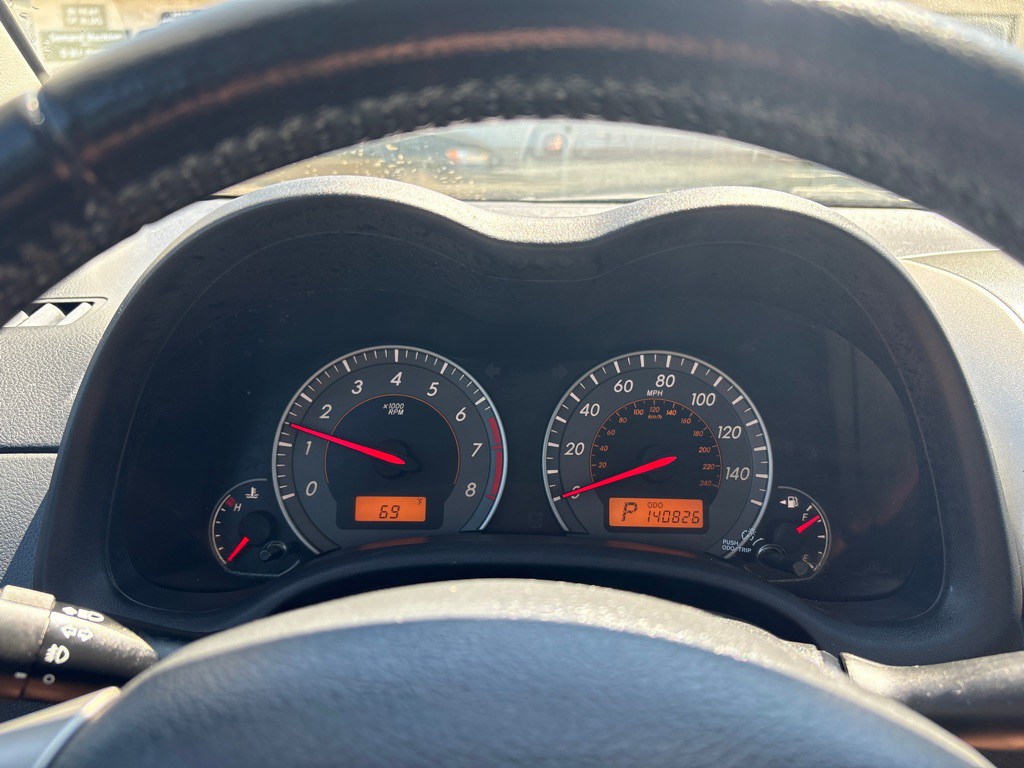 2010 Toyota Corolla Image 16