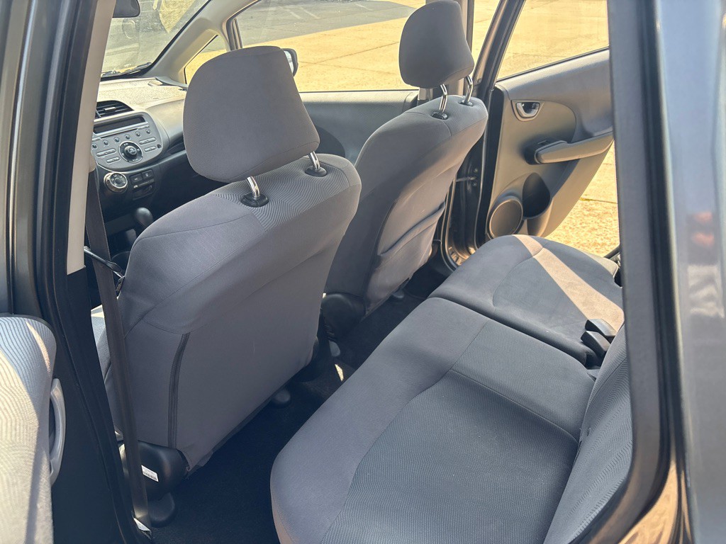 2012 Honda Fit Image 11