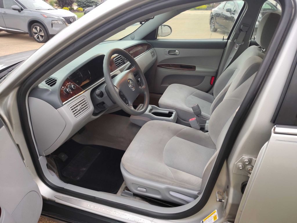 2007 Buick Lacrosse Image 9