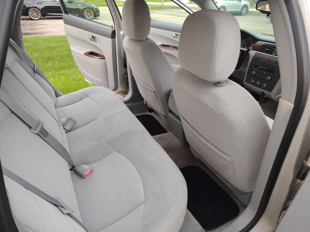 2007 Buick Lacrosse Image 12