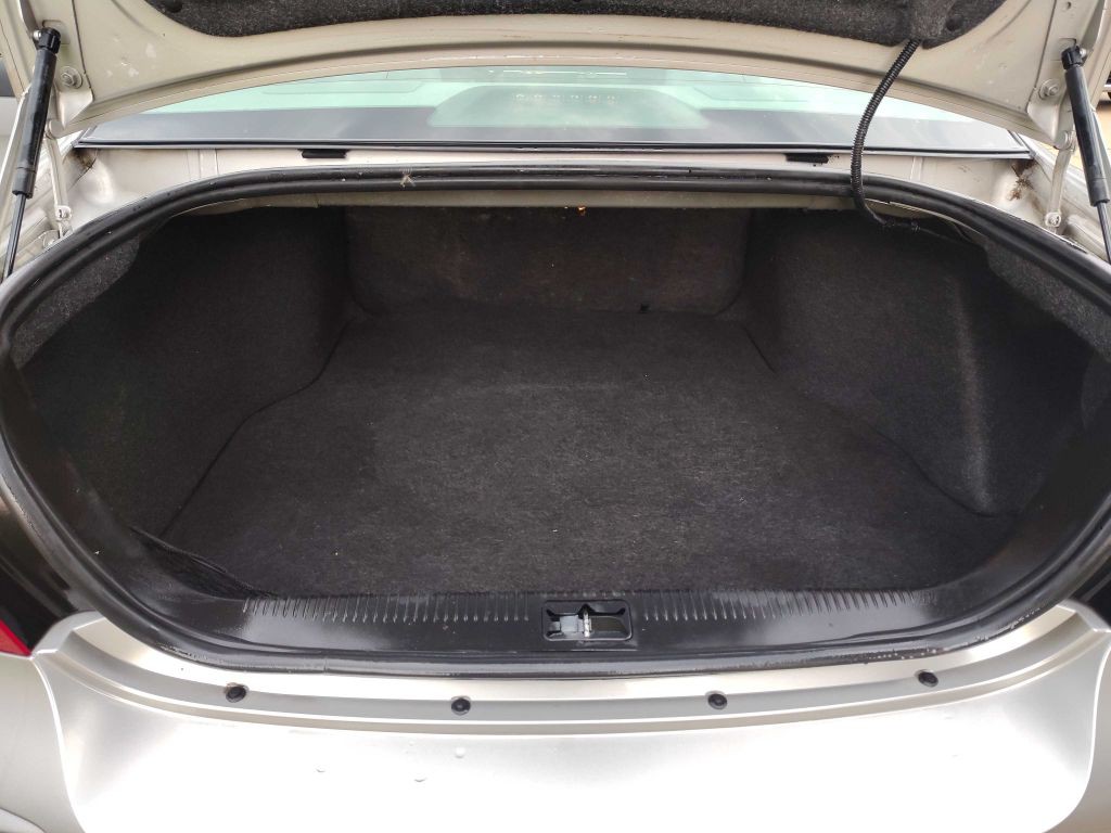 2007 Buick Lacrosse Image 13