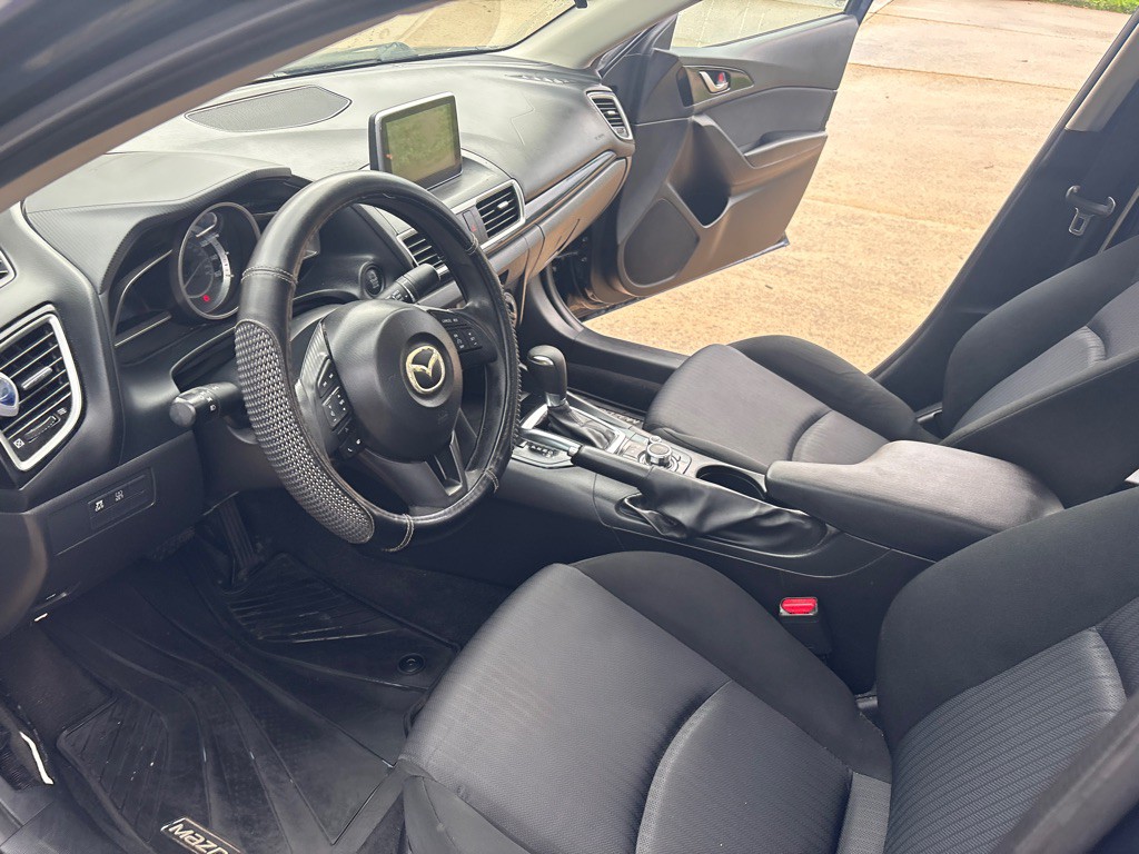 2016 Mazda Mazda3 Image 9