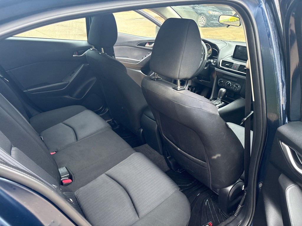 2016 Mazda Mazda3 Image 12