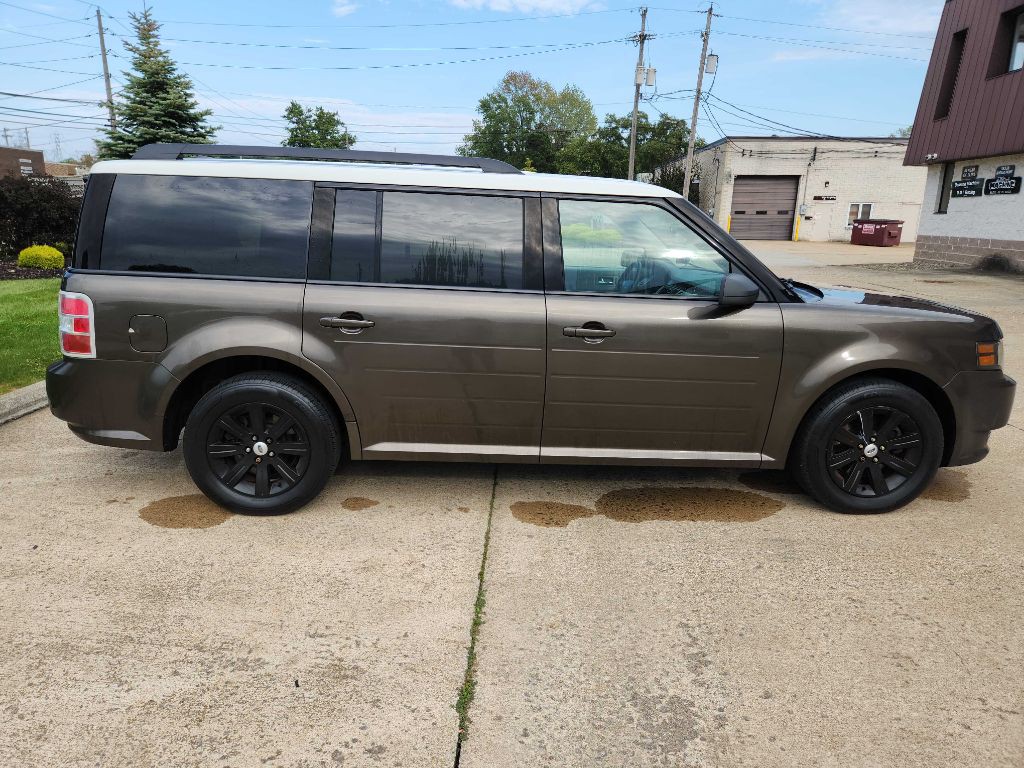 2011 Ford Flex Image 8