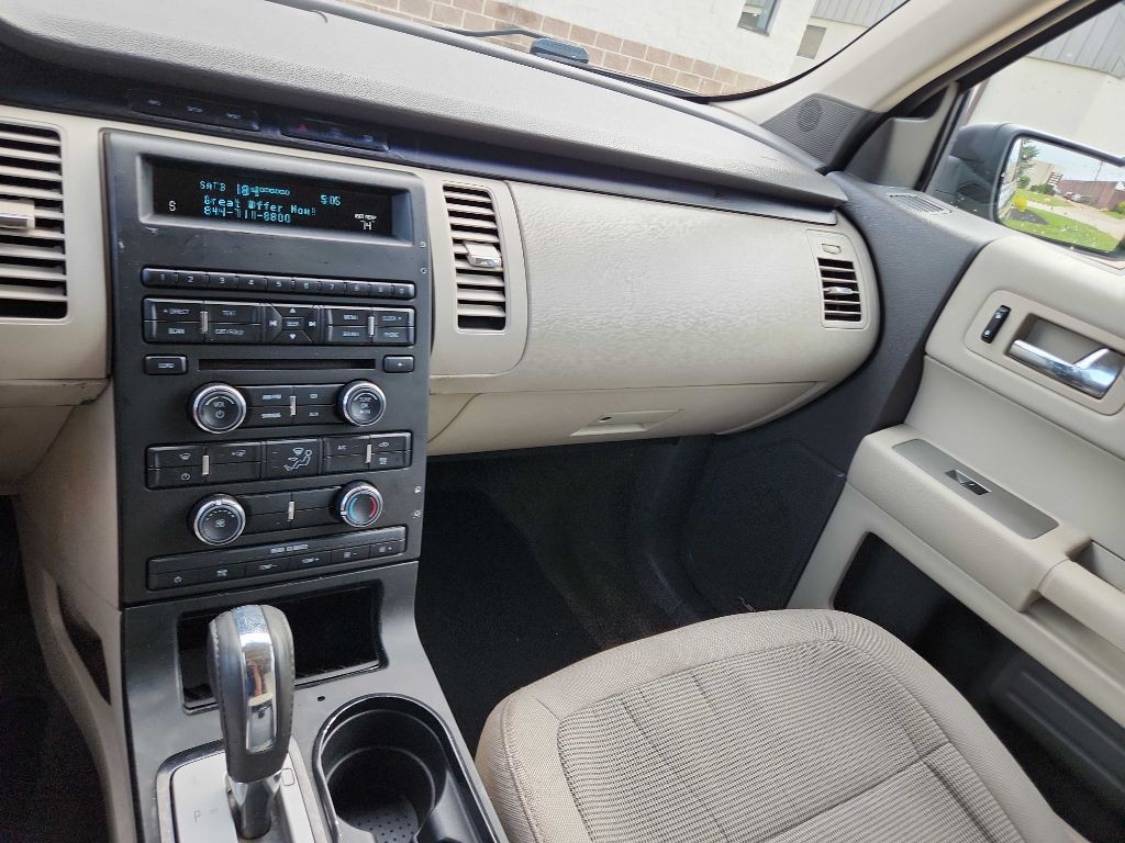 2011 Ford Flex Image 17