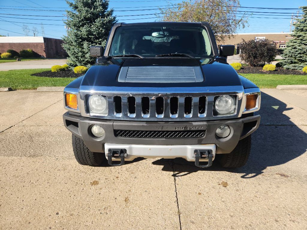 2009 HUMMER H3 Image 2