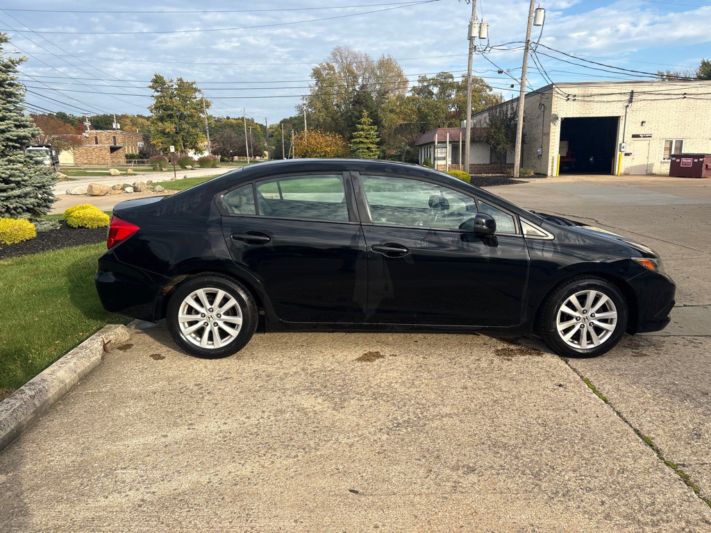 2012 Honda Civic Image 8