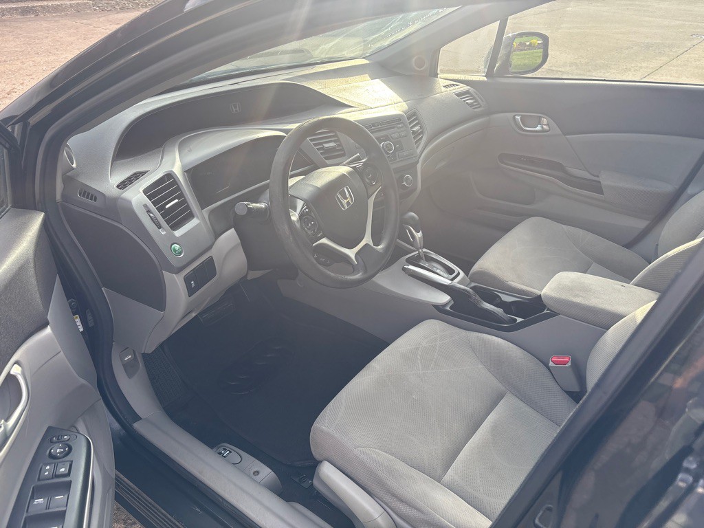 2012 Honda Civic Image 9
