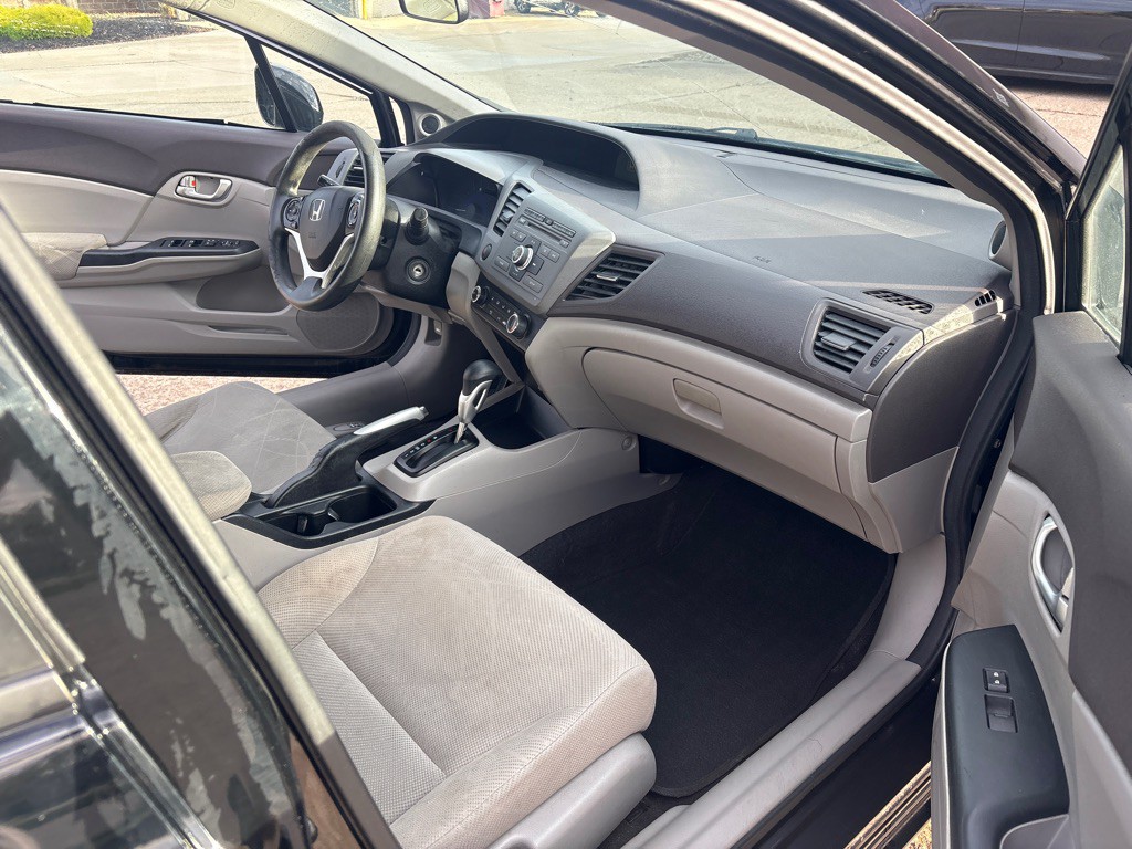 2012 Honda Civic Image 10